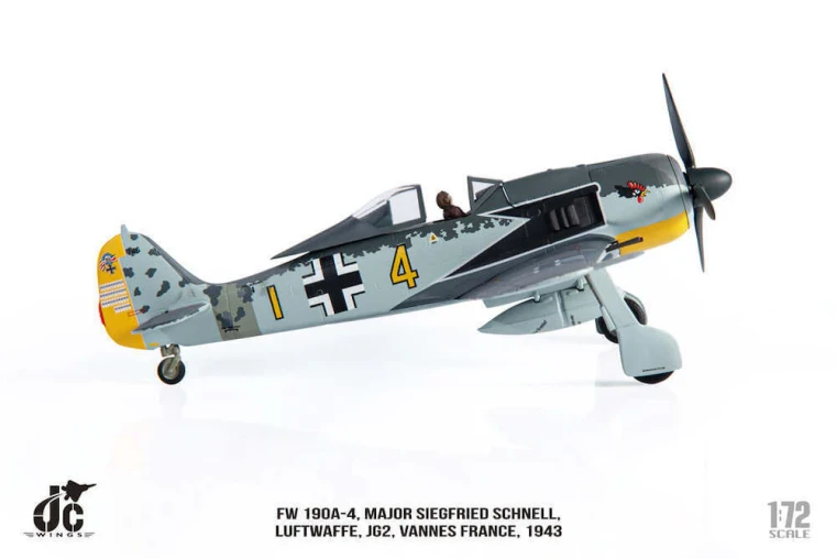 JC Wings FW 190A-4, Luftwaffe, JG 2, France, 1943 4+1 JCW-72-FW190-002 Scale 1:72