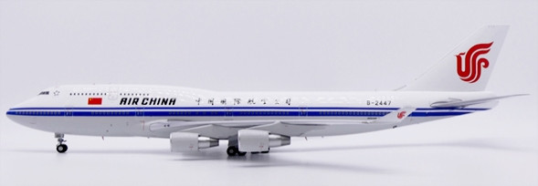 JC Wings Air China Boeing 747-400 Reg: B-2447 LH2530 1:200 With Stand