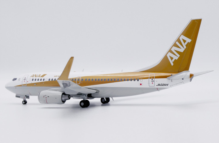 JC Wings ANA - All Nippon Airways Boeing 737-700 Reg: JA02AN