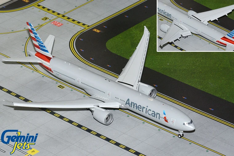 American Airlines Boeing 777-300ER Reg: N722AN G2AAL1415F Scale 1:200