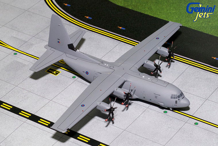 ROYAL AIR FORCE C-130J ZH886 G2RAF713 1:200