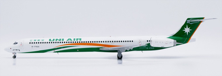 Uni Air McDonnell Douglas MD-90-30 Reg: B-17920 D2UIA920 Scale 1:200