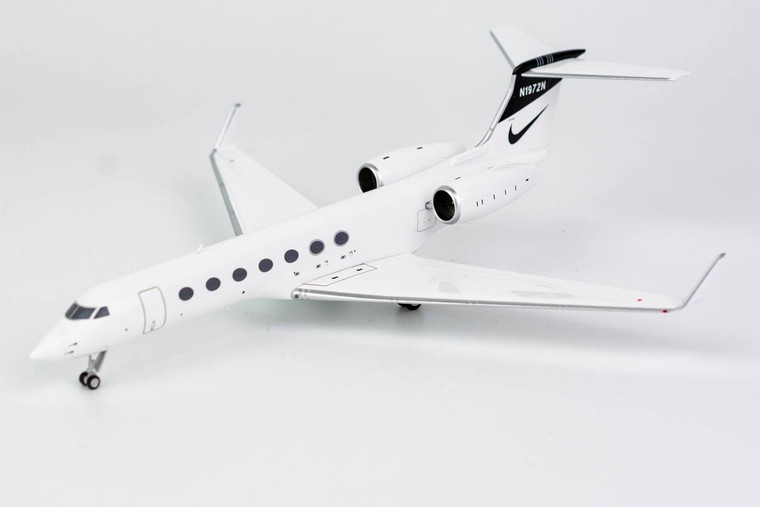 NG Model Gulfstream G550 N1972N 75005 1:200