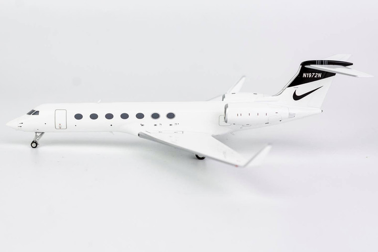 NG Model Gulfstream G550 N1972N 75005 1:200