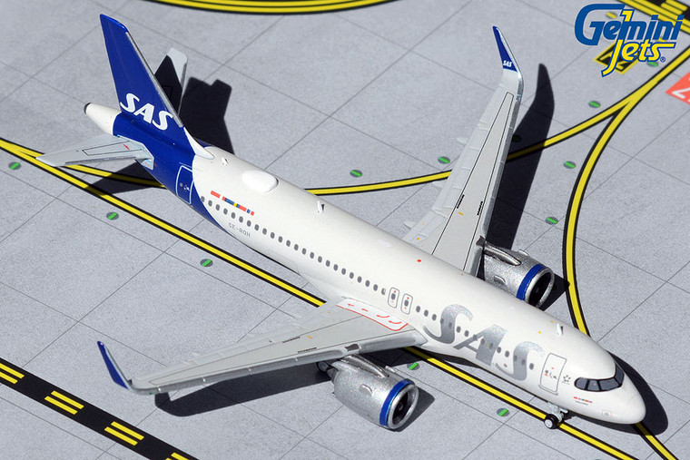 Gemini Jets Scandinavian Airlines (SAS) A320 SE-ROH (new livery) GJSAS1916 1:400