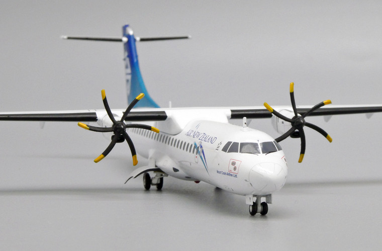 JC Wings Air New Zealand ATR-72 ZK-MCY JC2ANZ0071 1:200