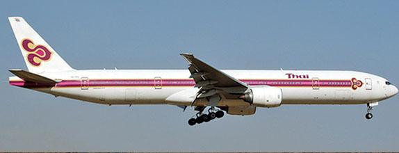JC Wings Thai Airways Boeing 777-300 HS-TKE (Old livery) LH4THA172