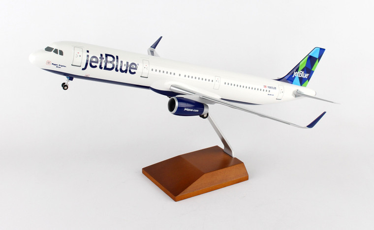 SKYMARKS JETBLUE A321 PRISM W/WOOD STAND & GEAR SKR8321 1:100