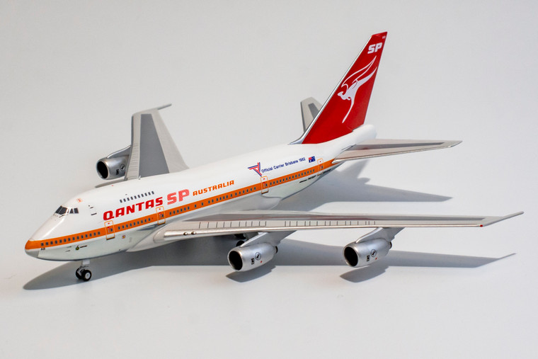 NG Model Qantas named "Winton"; "Brisbane Commonwealth Games" livery 747SP VH-EAB 07010 1:400