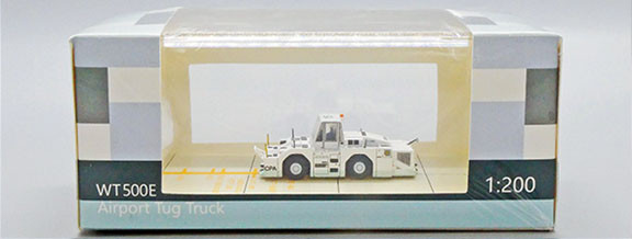 CPA Komatsu WT500E Towing Tractor GSE2WT500E05 1:200