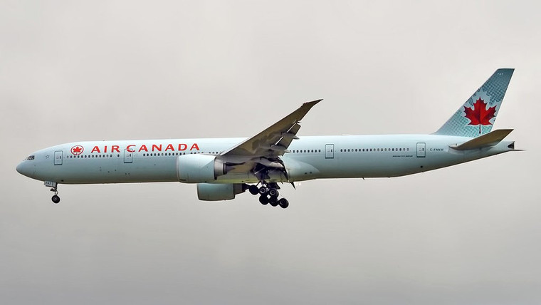 Phoenix Model Air Canada Boeing 777-300ER C-FNNW PH4ACA2161 1:400