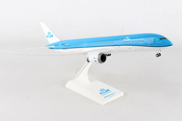 Skymarks KLM 787-9 w/Gear  SKR945 1:200