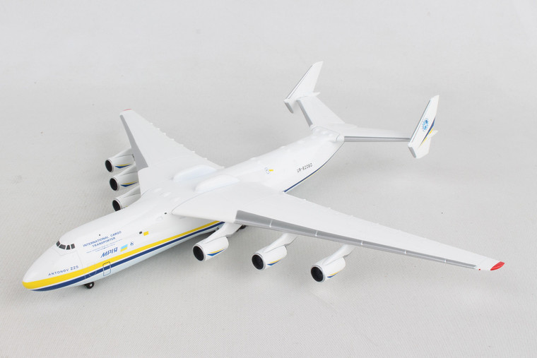 HERPA ANTONOV AN225 HE562287 1:400