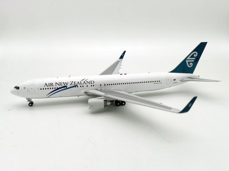 ANZ767__84706.1692655837.jpg?c=2