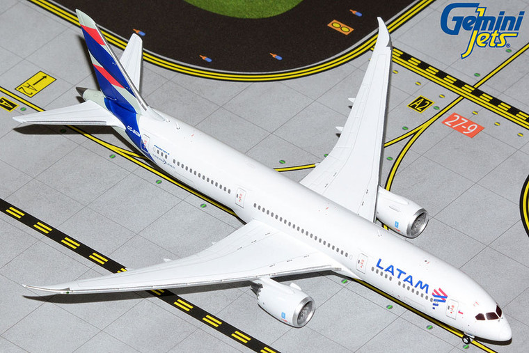 Gemini Jets LATAM Airlines B787-9 CC-BGM GJLAN2079 1:400