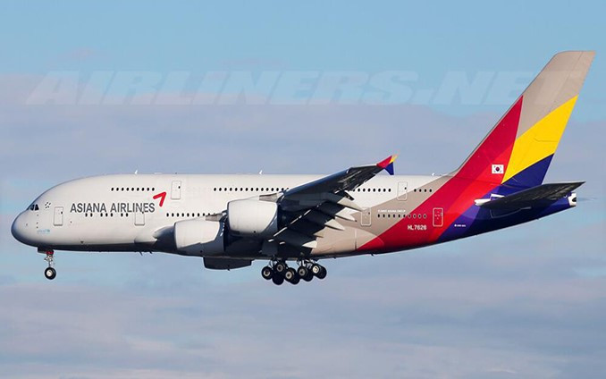 Aviation400 Asiana Airlines Airbus A380-841 HL7626 rolling detachable magnetic undercarriage AV4143 1:400