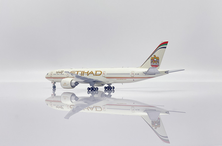 JC Wings Etihad Airways B777-200LR A6-LRB with Limited Edition