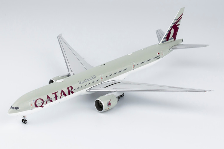 NG Model Qatar Airways 777-300ER A7-BED 73012 1:400