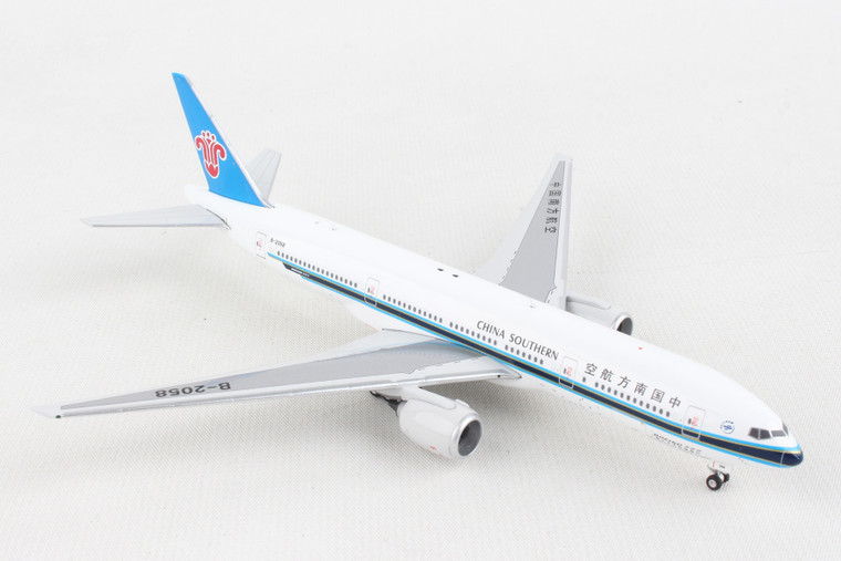 PHOENIX CHINA SOUTHERN 777-200ER 1/400 REG#B-2058 (**)