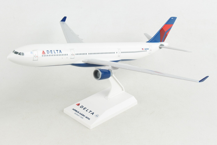 Skymarks DELTA A330-300 1/200 NEW LIVERY
