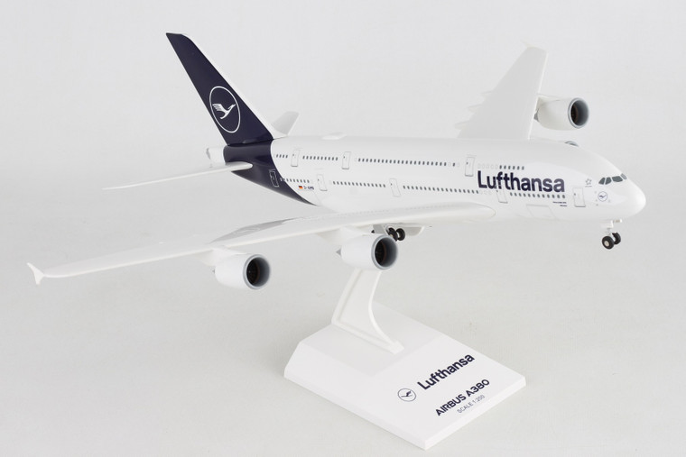 Skymarks LUFTHANSA A380 1/200 W/GEAR NEW LIVERY