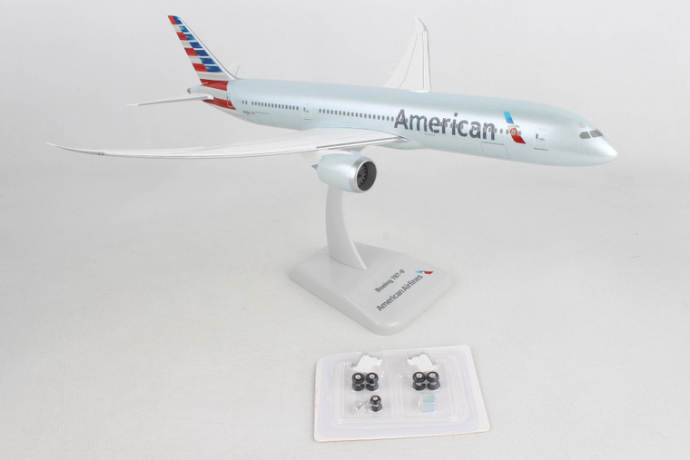 HOGAN AMERICAN 787-9 1/200 W/GEAR & WIFI RADOME REG#N820AL
