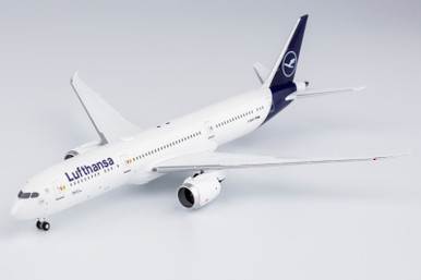 NG Models Lufthansa 787-9 Dreamliner D-ABPD 55093 1:400
