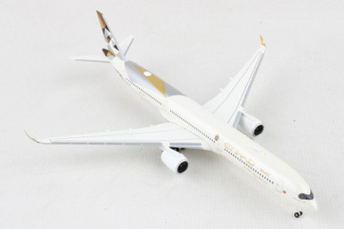 飛行機模型 Herpa ETIHAD AIRWAYS 1/500 レア 飛行機模型 Herpa ETIHAD AIRWAYS 1/500 レア - メルカリ