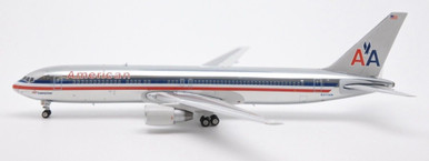 American Airlines (polish) Boeing 767-300ER/W N396AN PH04556 1:400
