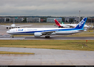 Phoenix Model ANA B777-300ER JA795A 04621 1:400