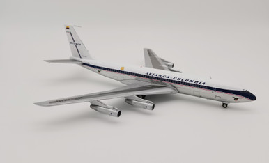 AS-AV707b__57383.1611882052.