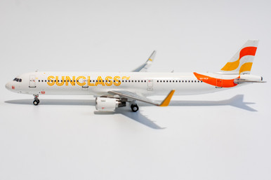1/400　A321-211WL　サンクラス航空　 OY-TCF　デンマーク 1/400 A321-211WL サンクラス航空 OY-TCF デンマーク - メルカリ