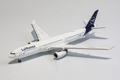 NG Model Lufthansa A330-300 D-AIKR 62032 1:400