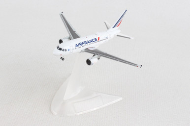 Herpa Avion Airlines SB 1/500 - Boeing 767 300 Trans Brasil