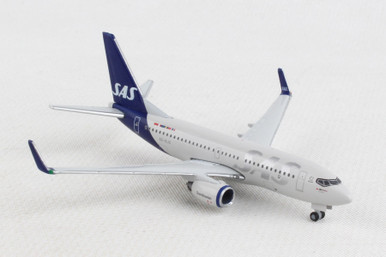 HERPA SAS 737-700 HE536226 1:500