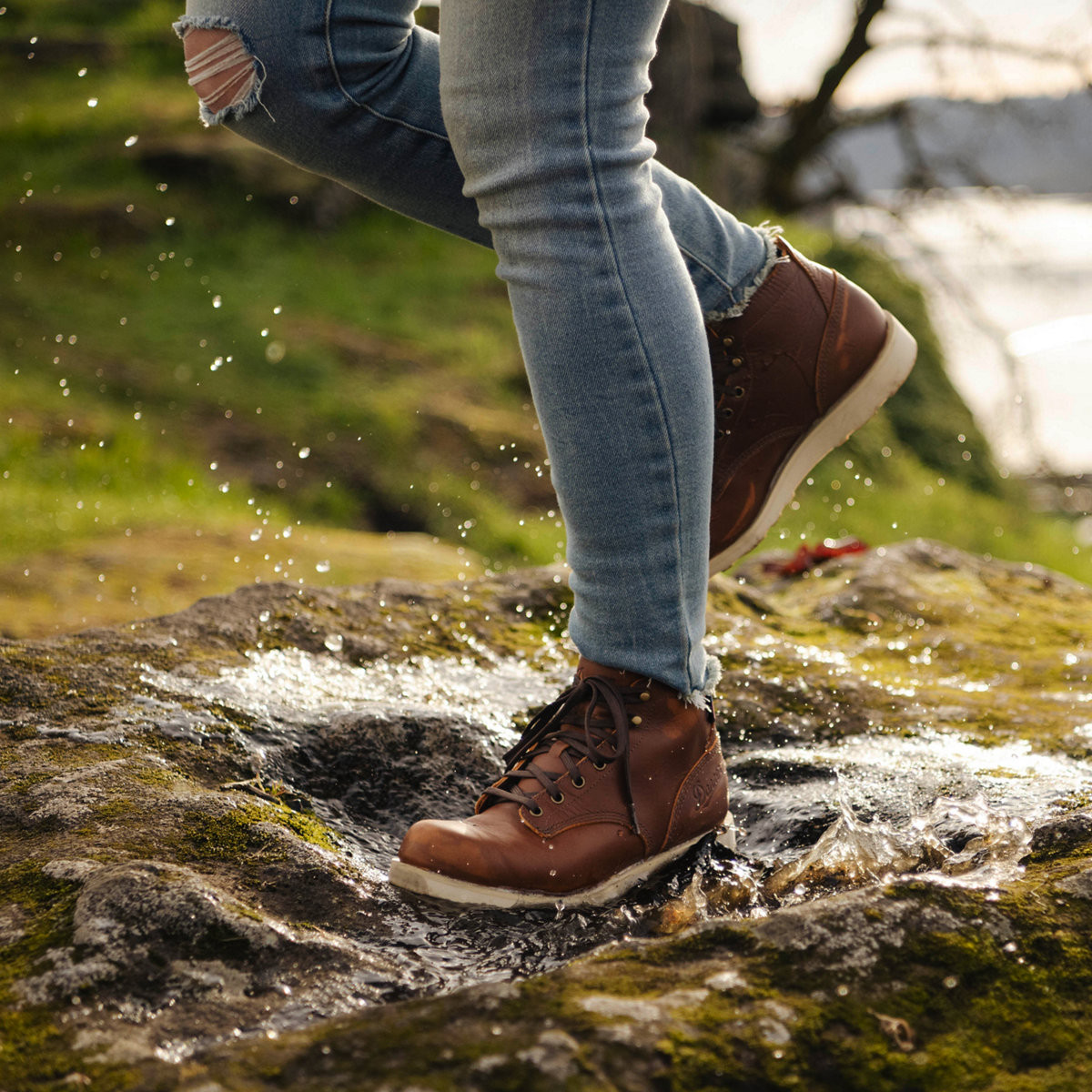 DANNER® DOUGLAS GTX WOMEN'S SIZING ROASTED PECAN LIFESTYLE BOOTS 32001