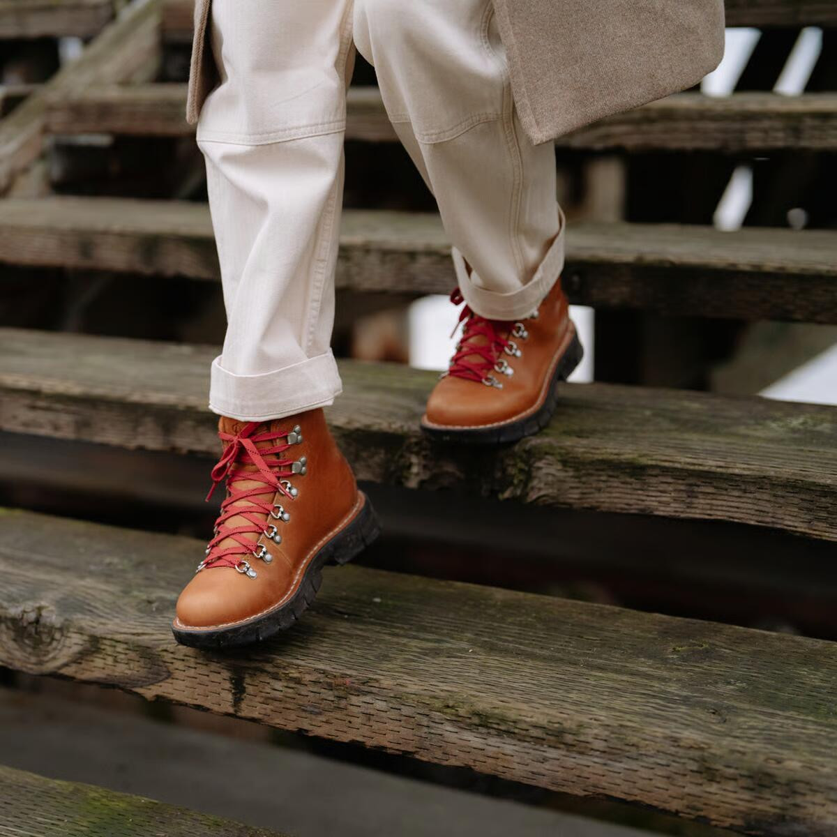 DANNER® EASTWOOD WOMEN'S CASCADE LIFESTYLE BOOTS 35100