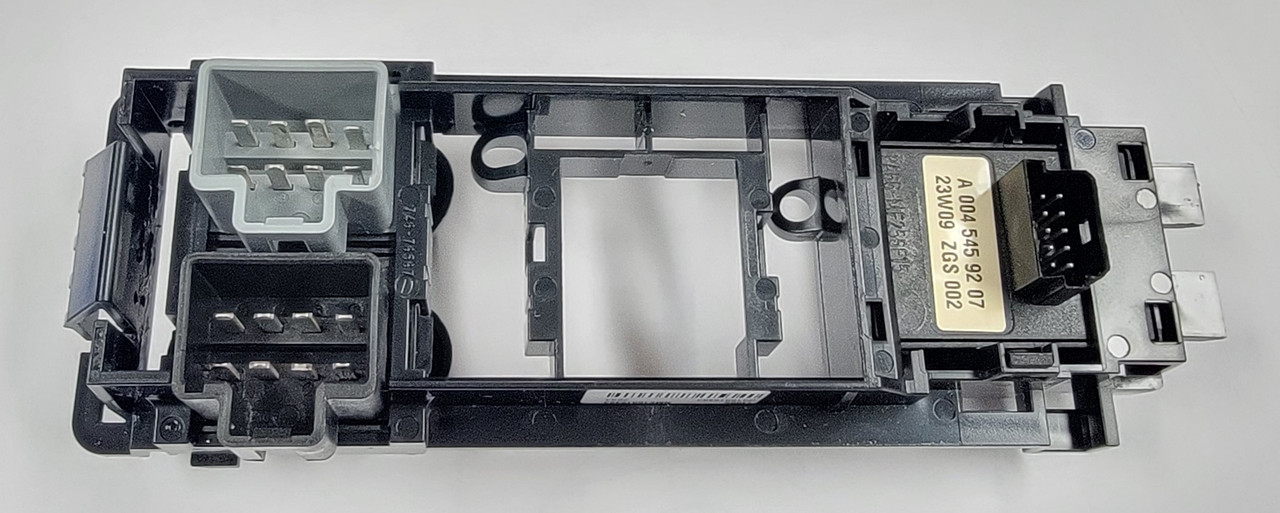 DTL 16915483, Switch Assembly - Man Lock Left Hand