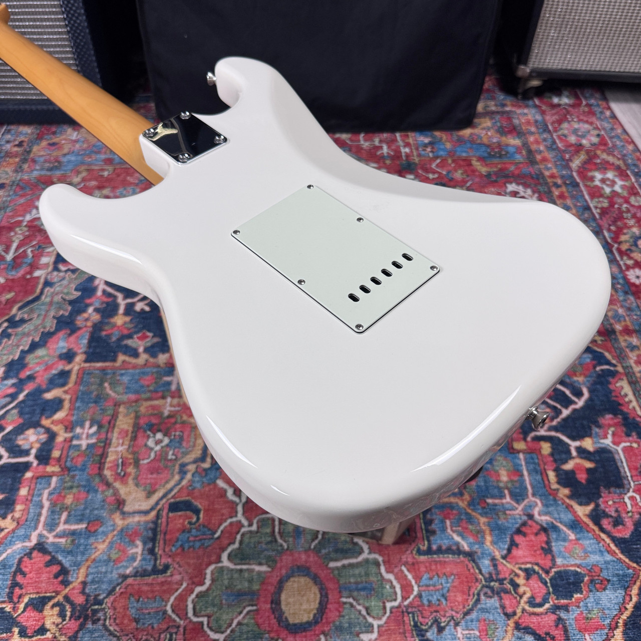 2020年製Fender MIJ Stratocaster 2020 Fender MIJ Hybrid '60s Stratocaster -Olympic White Rosewood