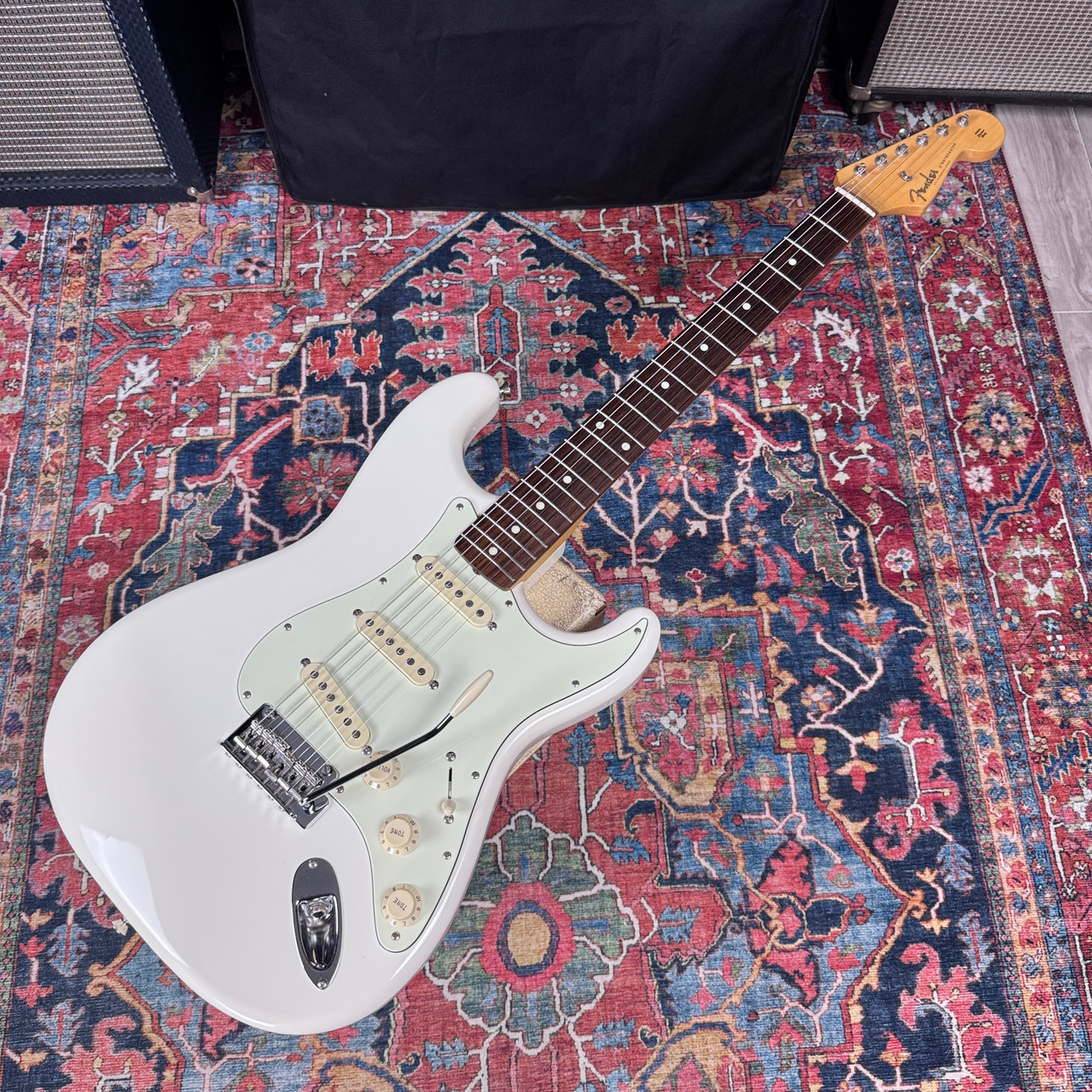 ギター Fender Japan 60s Stratocaster, White Fender Made in Japan Traditional 2025 Collection 60s