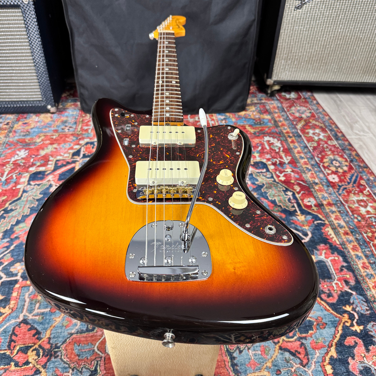 Fender Japan Jazzmaster Aシリアル　ジャンク Fender Japan Junior Collection Jazzmaster Guitar Satin