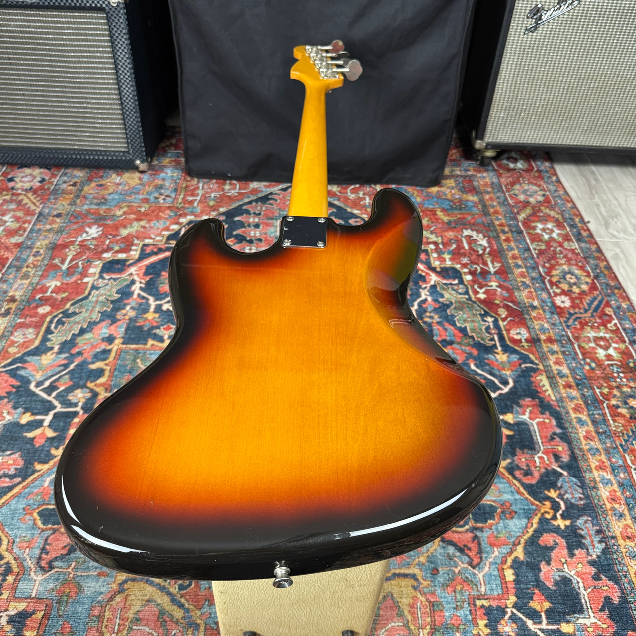 Fender Japan 62 Reissue Jazz Bass JB62 3 Tone Sunburst Fujigen 