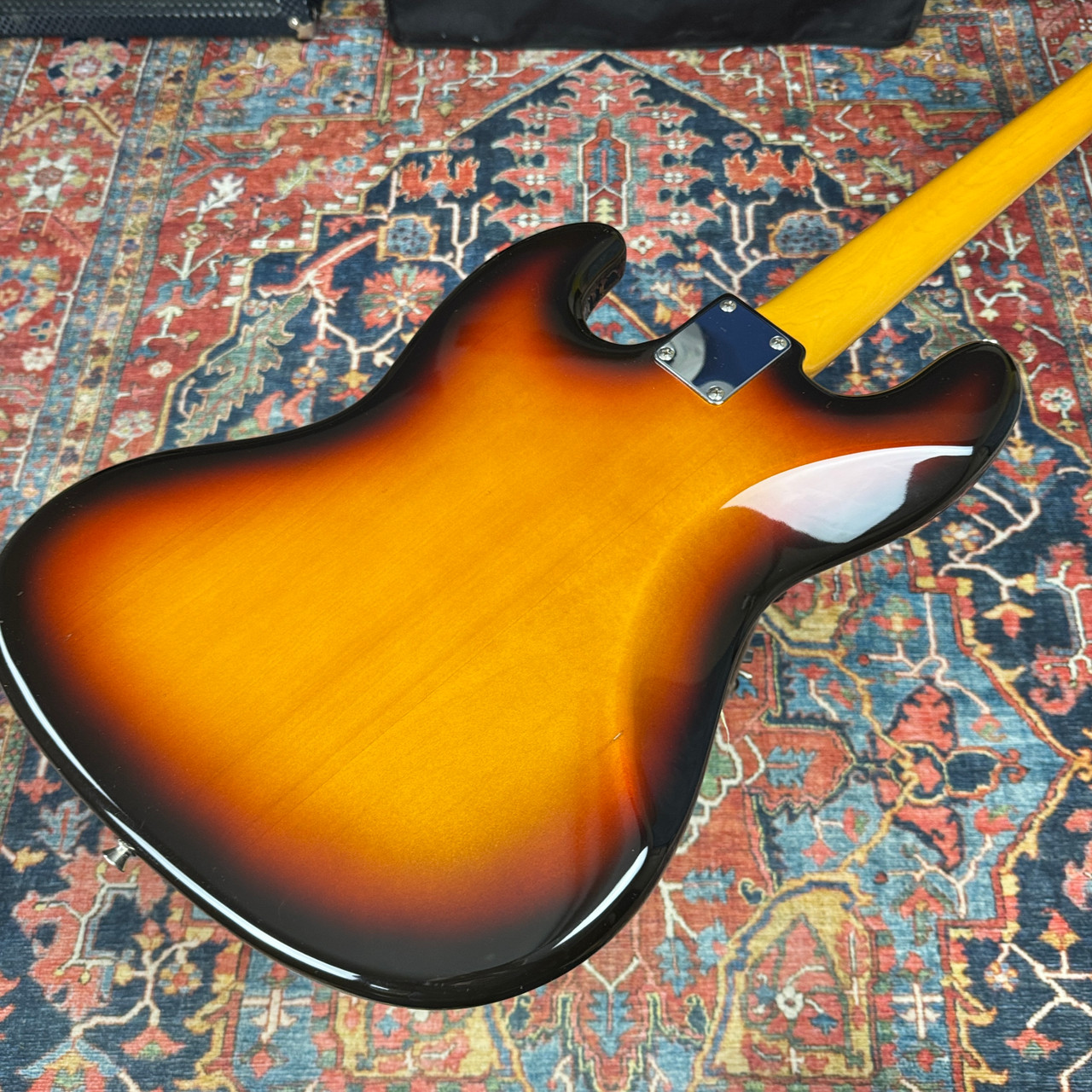 Fender Japan 62 Reissue Jazz Bass JB62 3 Tone Sunburst Fujigen