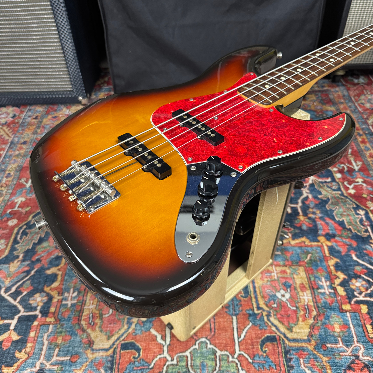 Fender Japan 62 Reissue Jazz Bass JB62 3 Tone Sunburst Fujigen