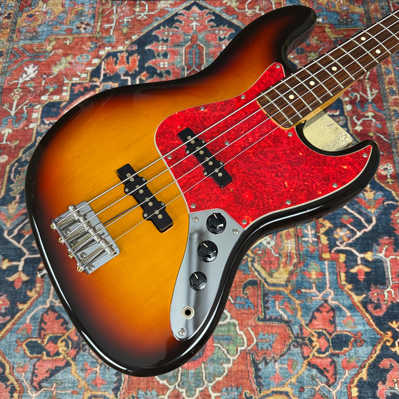 Fender Japan 62 Reissue Jazz Bass JB62 3 Tone Sunburst Fujigen 
