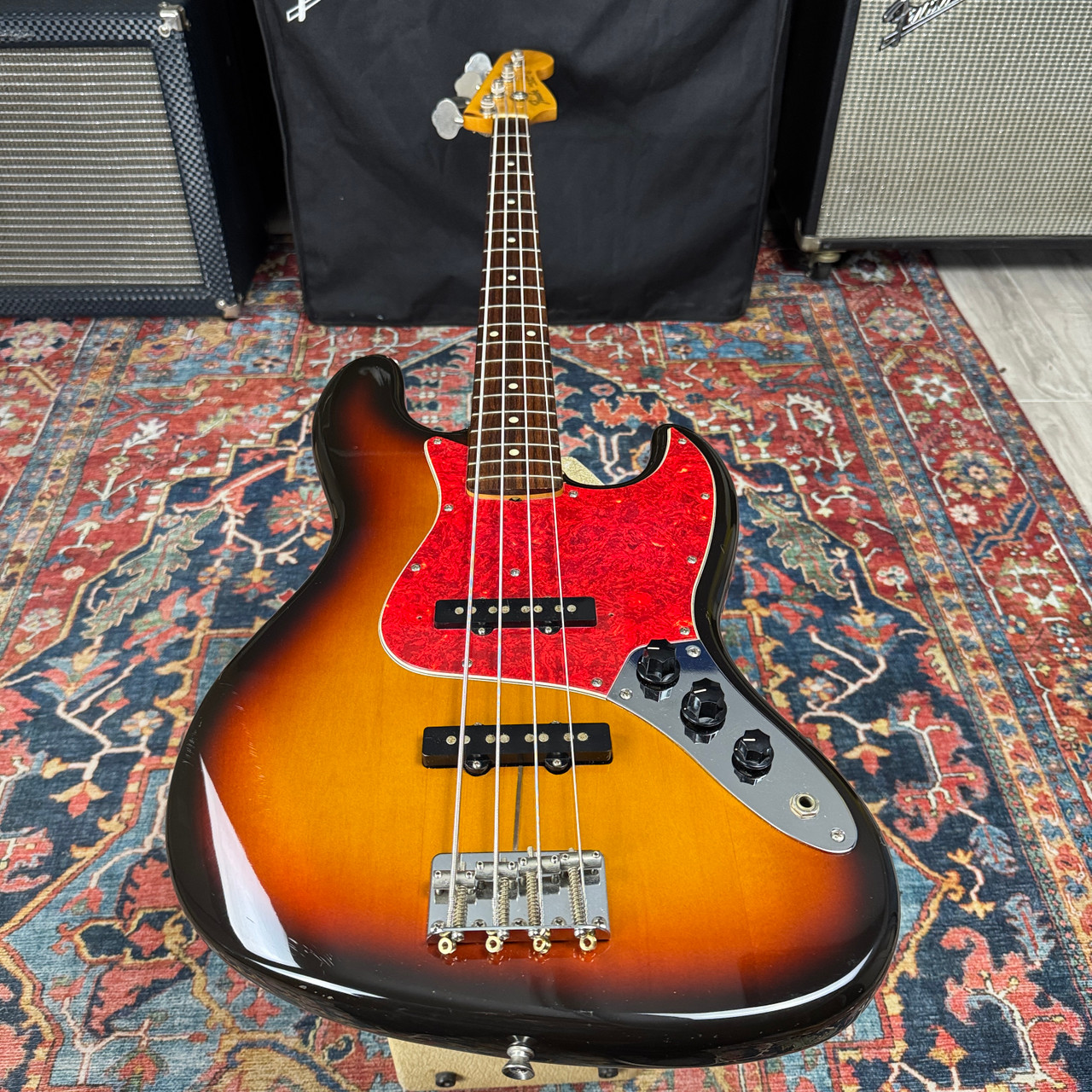 Fender Japan 62 Reissue Jazz Bass JB62 3 Tone Sunburst Fujigen 