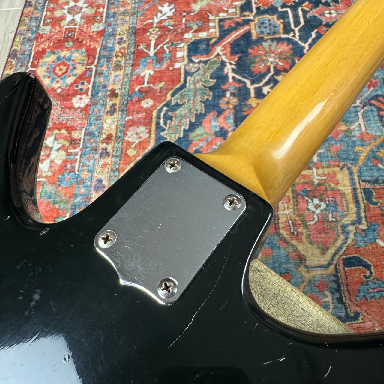 Teisco 2K-L Shark Fin Solidbody Bizarre Guitar 1960's
