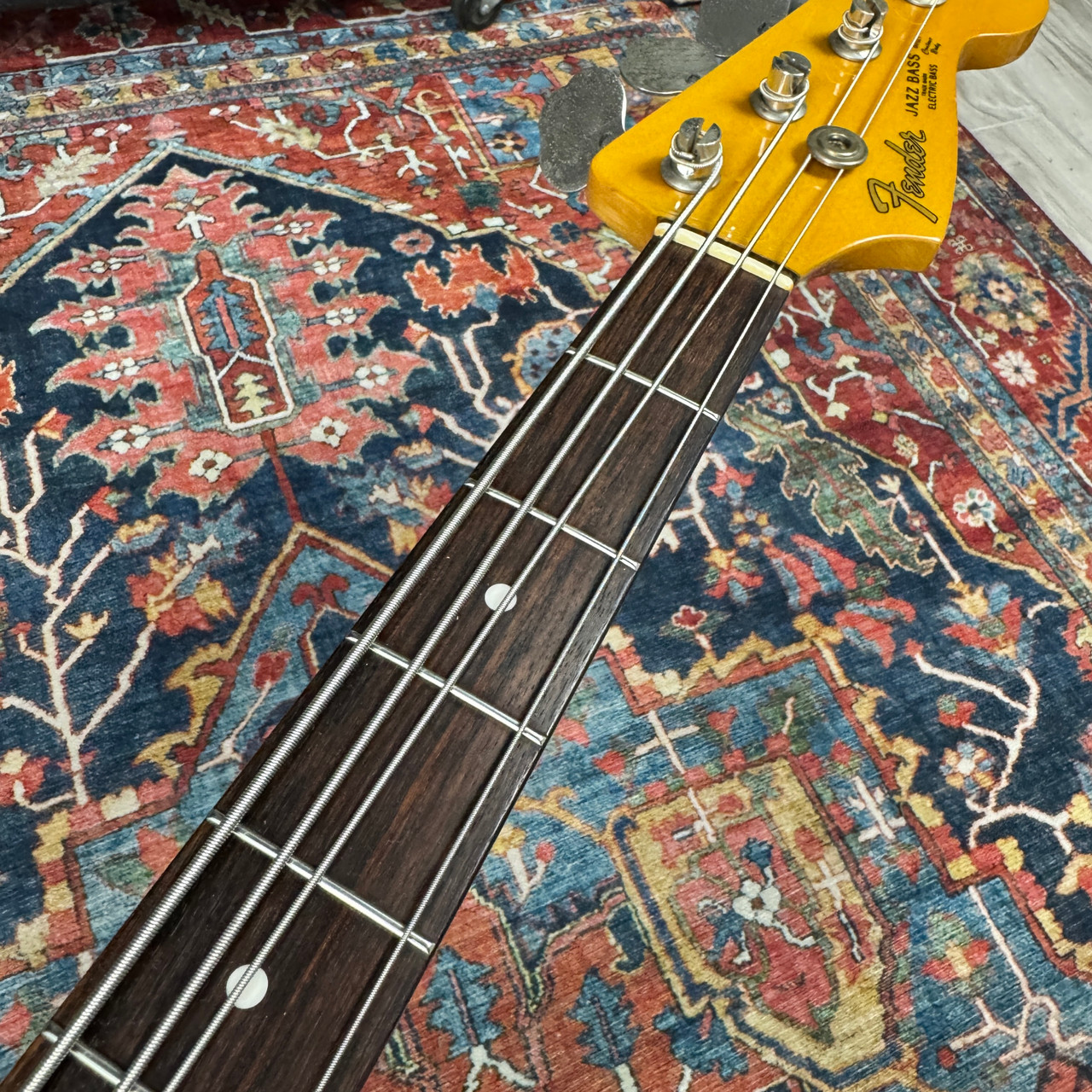 Fender '62 Reissue Jazz Bass JB-62 Vintage Series Olympic White
