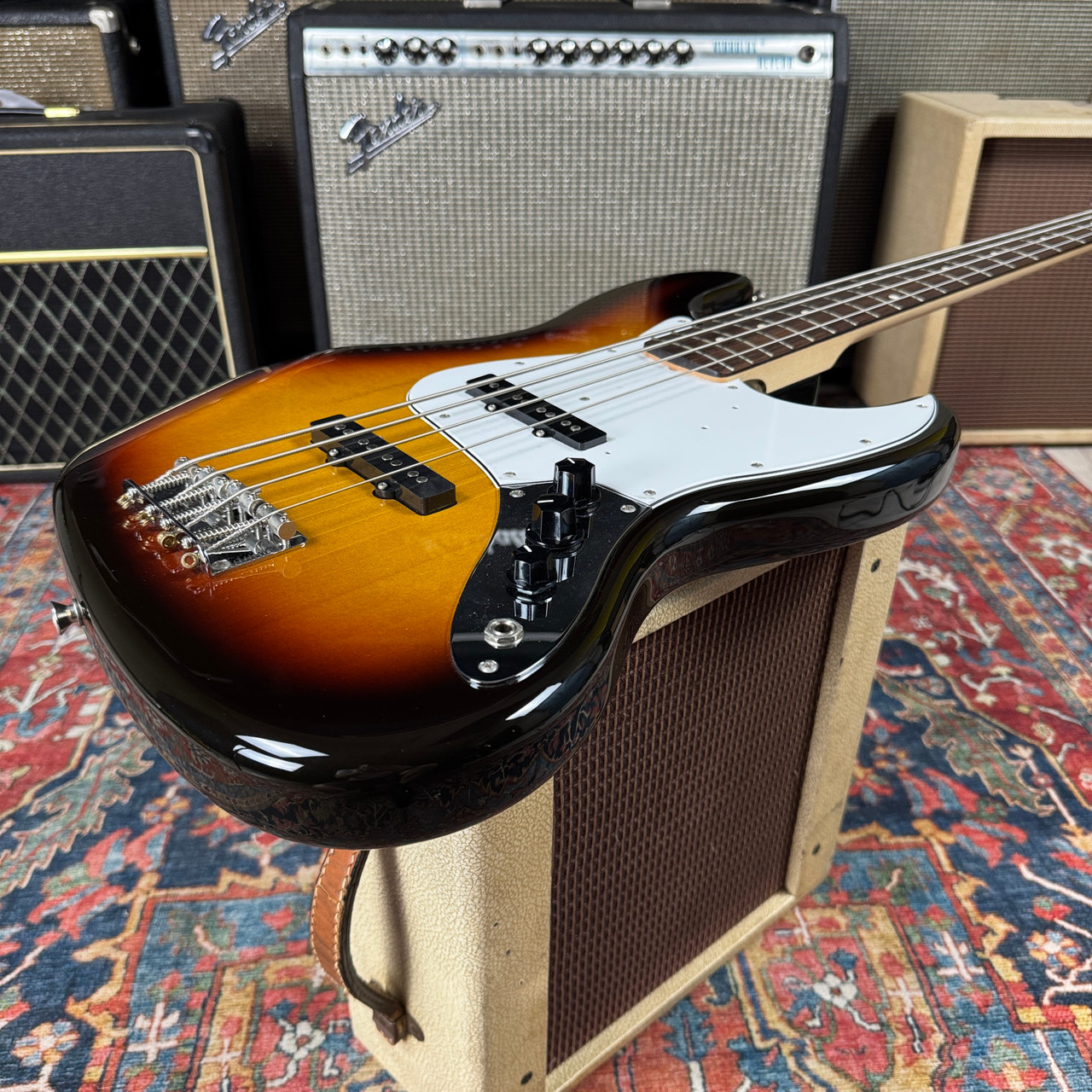 Fender J-Craft Collection Jazz Bass JB-STD 2010-2012 - 3 Tone Sunburst
