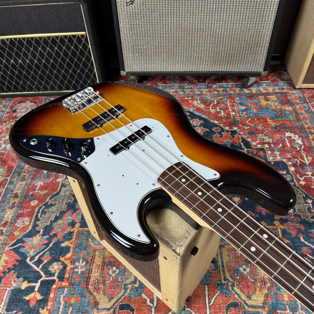 Fender J-Craft Collection Jazz Bass JB-STD 2010-2012 - 3 Tone Sunburst